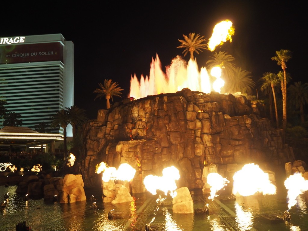Vulkanausbruch beim Mirage Hotel